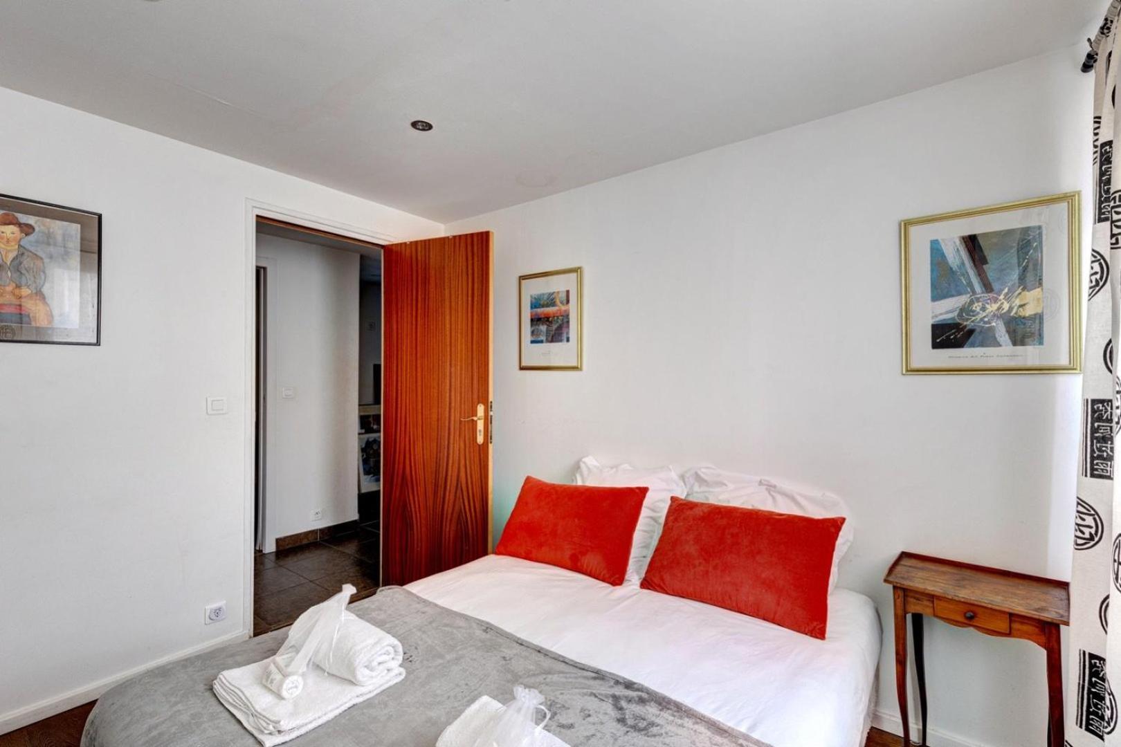 259 Suzy - Superb Duplex In Parijs